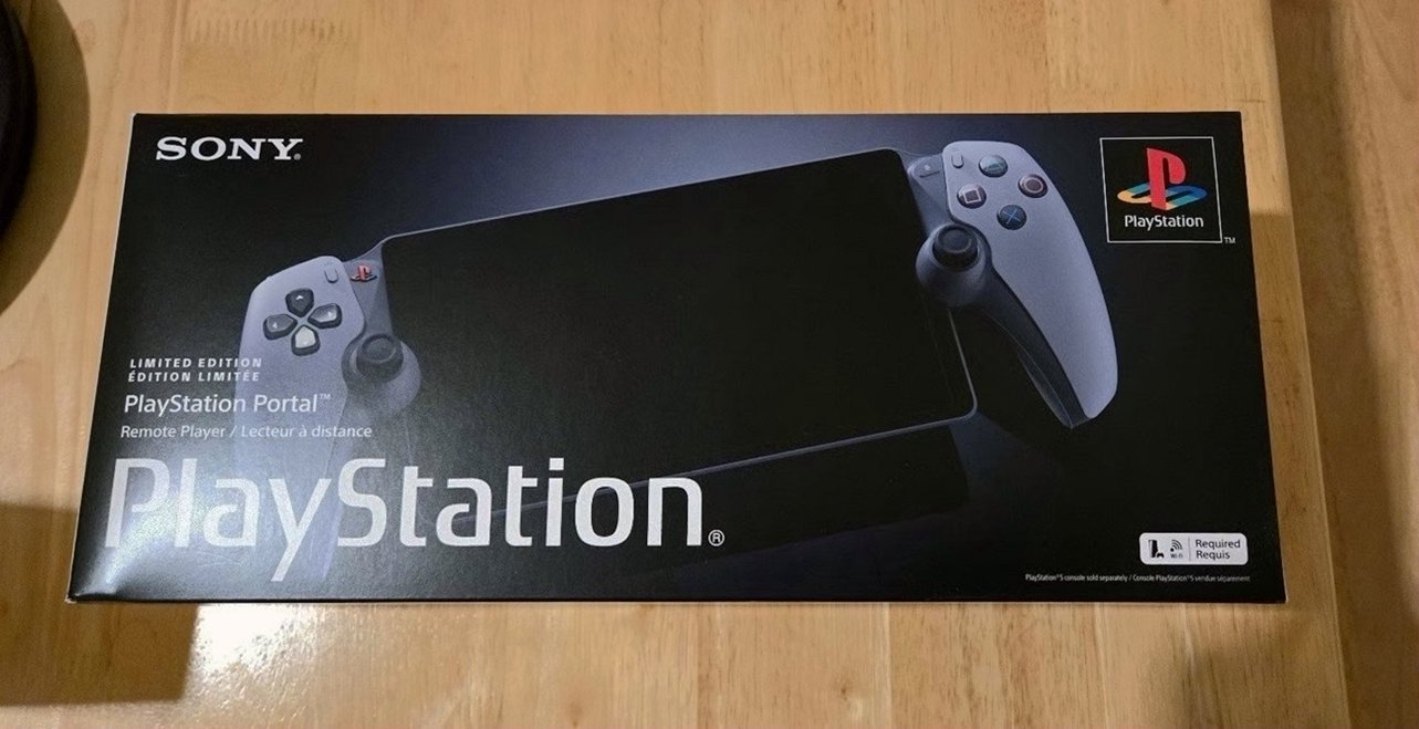 Sony Playstation Portal 30th Anniversary Limited Edition 6Y71 - Used