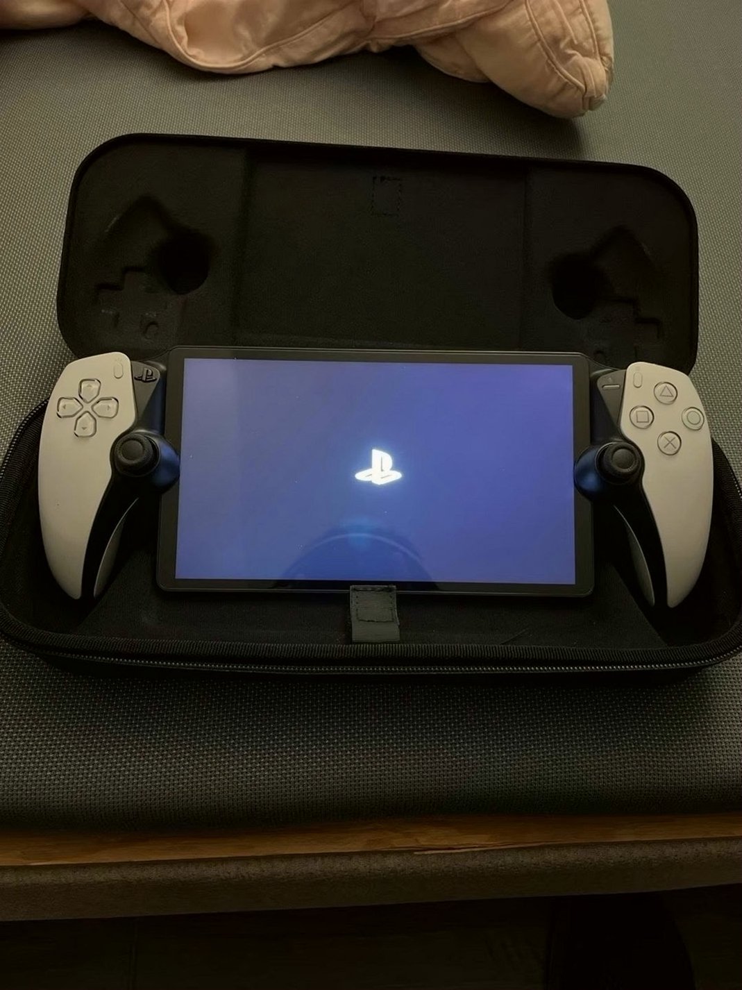 Sony PlayStation Portal 6W39 - Used image 3