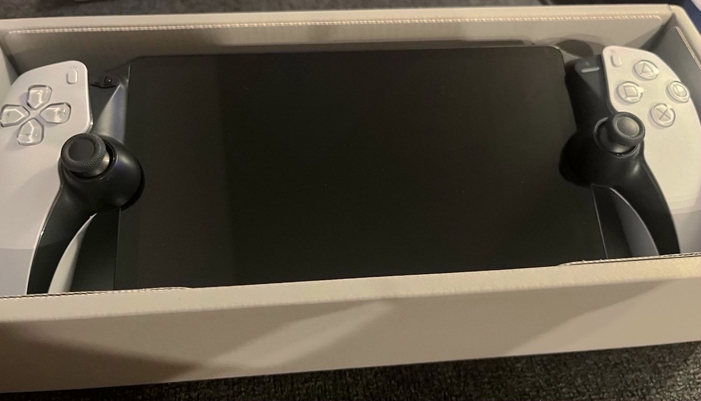 Sony PlayStation Portal 6U72 Black Used image 5