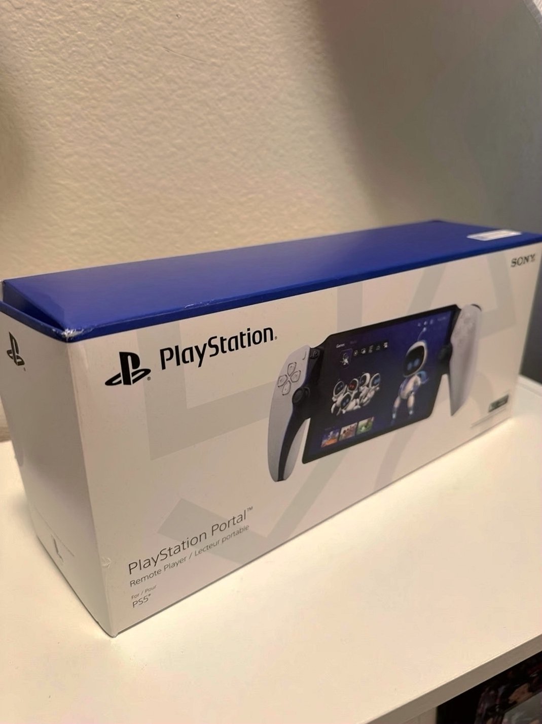 Sony PlayStation Portal with LED Charging Stand - Used image 4
