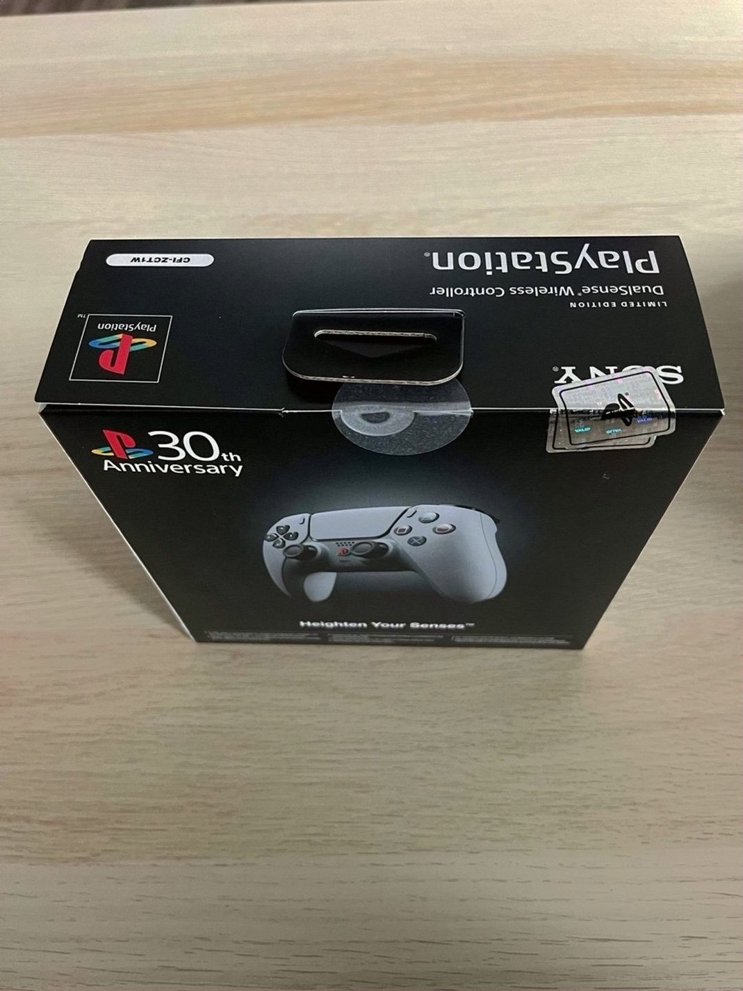 Sony PlayStation 5 Slim 30th Anniversary Unlocked - Used image 5