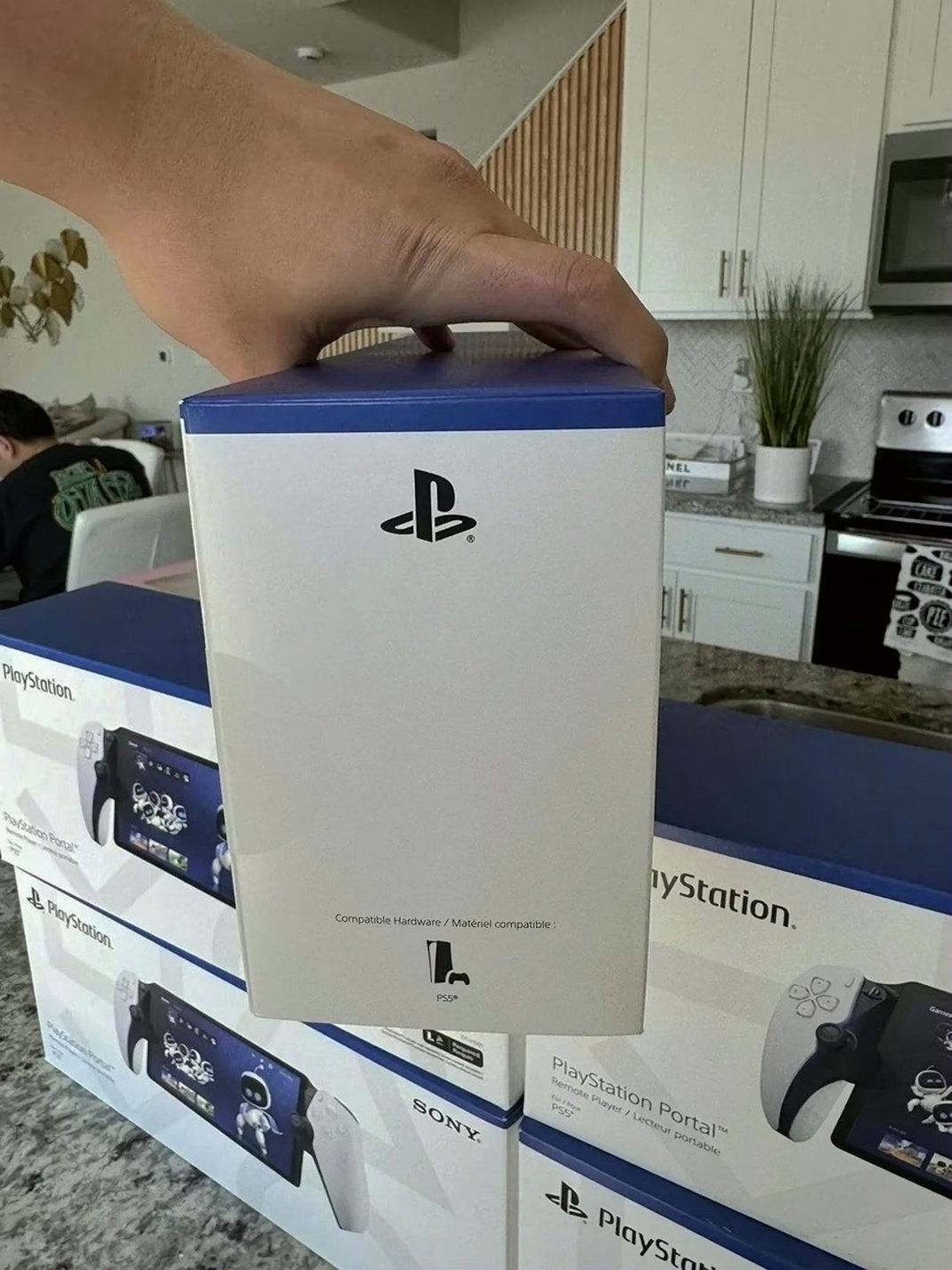 Sony PlayStation Portal Remote Player White - Used image 5