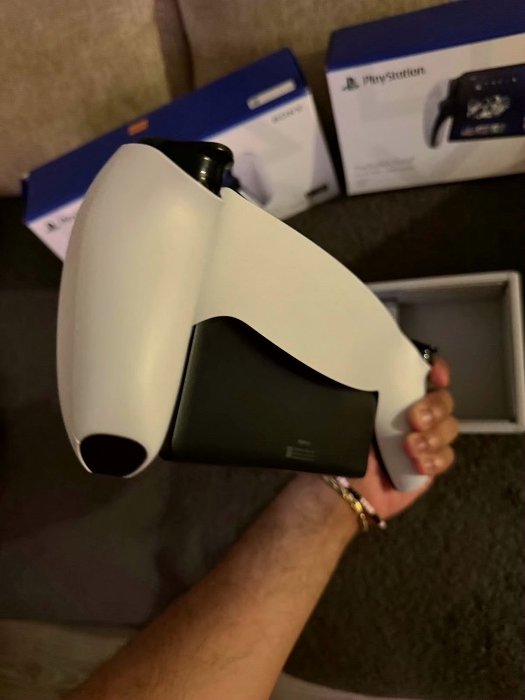 Sony PlayStation Portal 2L88 Used - Unlocked image 5