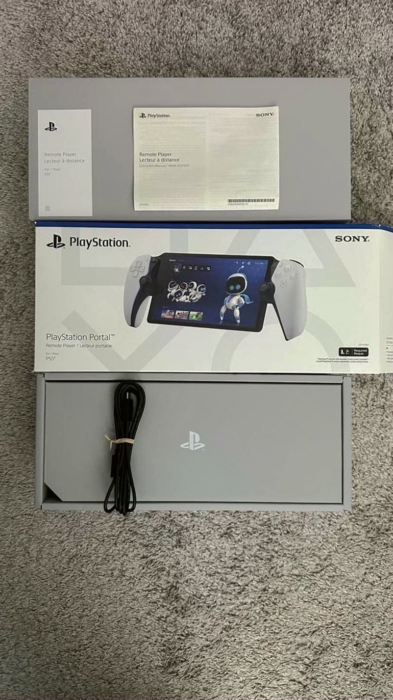 Sony PlayStation Portal 2H65 Used