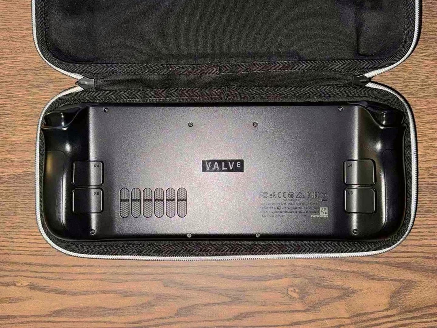 Valve Steam Deck OLED 2TB SSD Used - Unlocked image 3