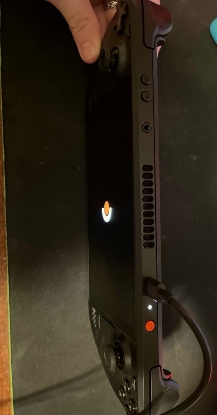 Valve Steam Deck 1TB OLED 2G53 - Used image 3