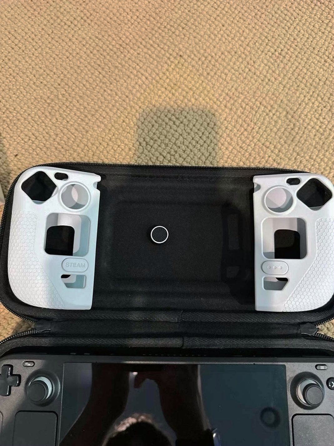 Valve Steam Deck LCD 1TB Used image 4
