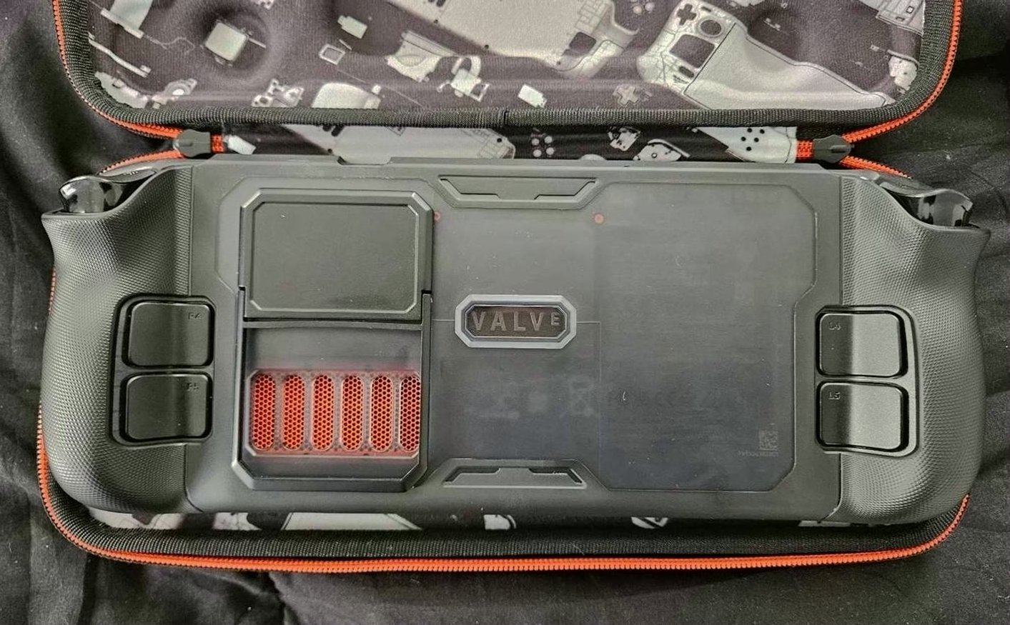 Valve SteamDeck OLED Limited Edition 1TB Unlocked - Used image 4