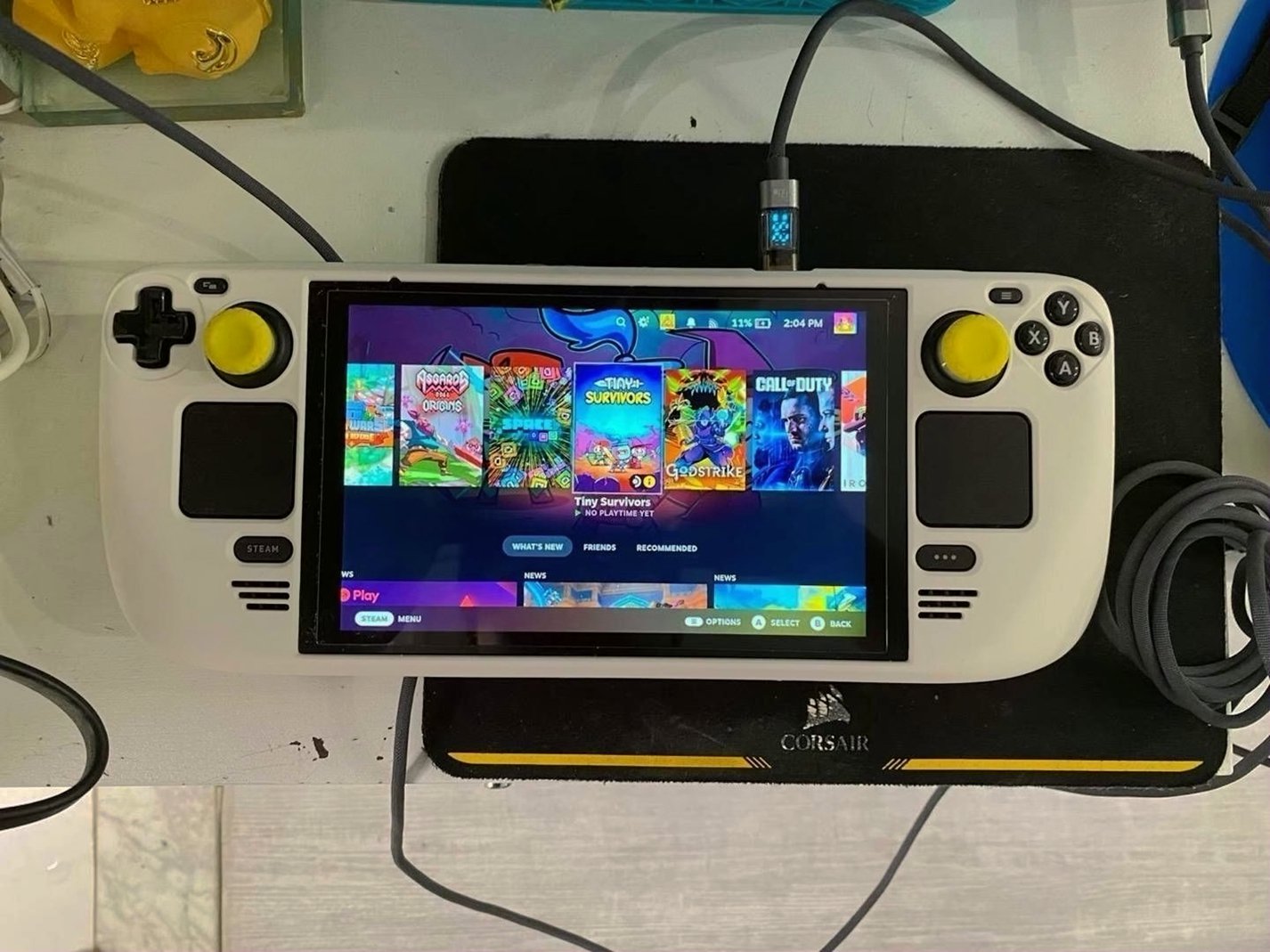 Steam Deck 512GB LCD White Unlocked - Used image 2