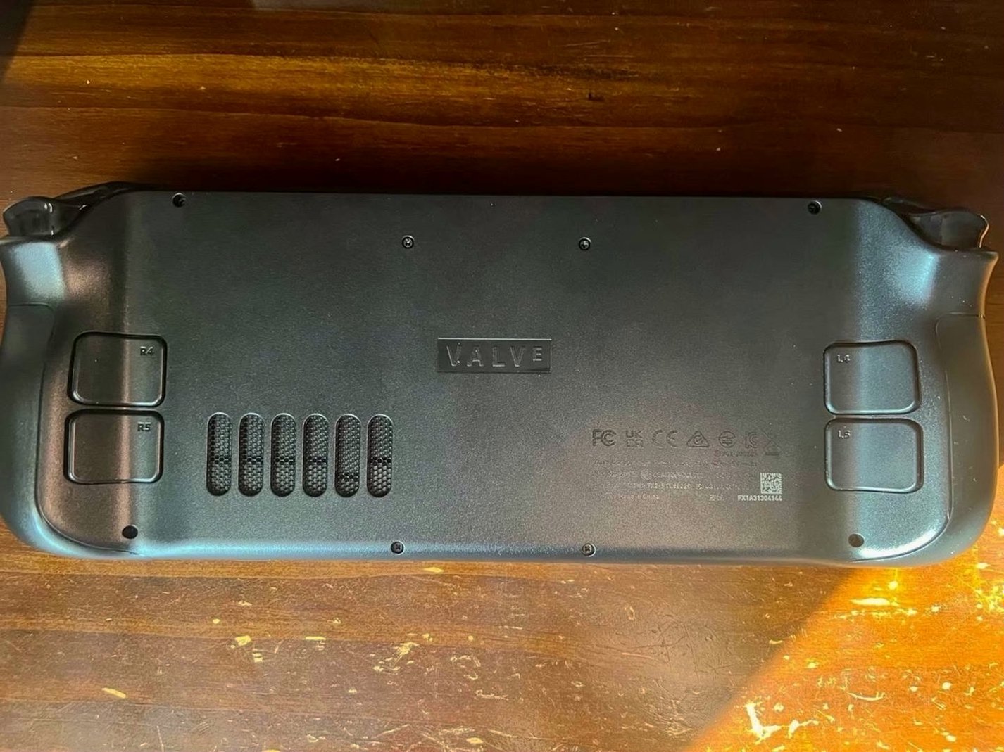Valve Steam Deck 64GB with Samsung 512GB microSD - Used image 2