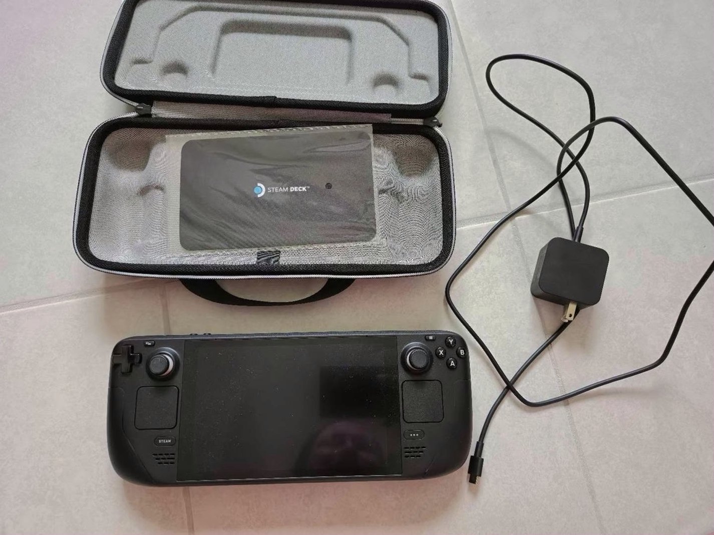 Valve Steam Deck 512GB LCD Unlocked - Used image 3