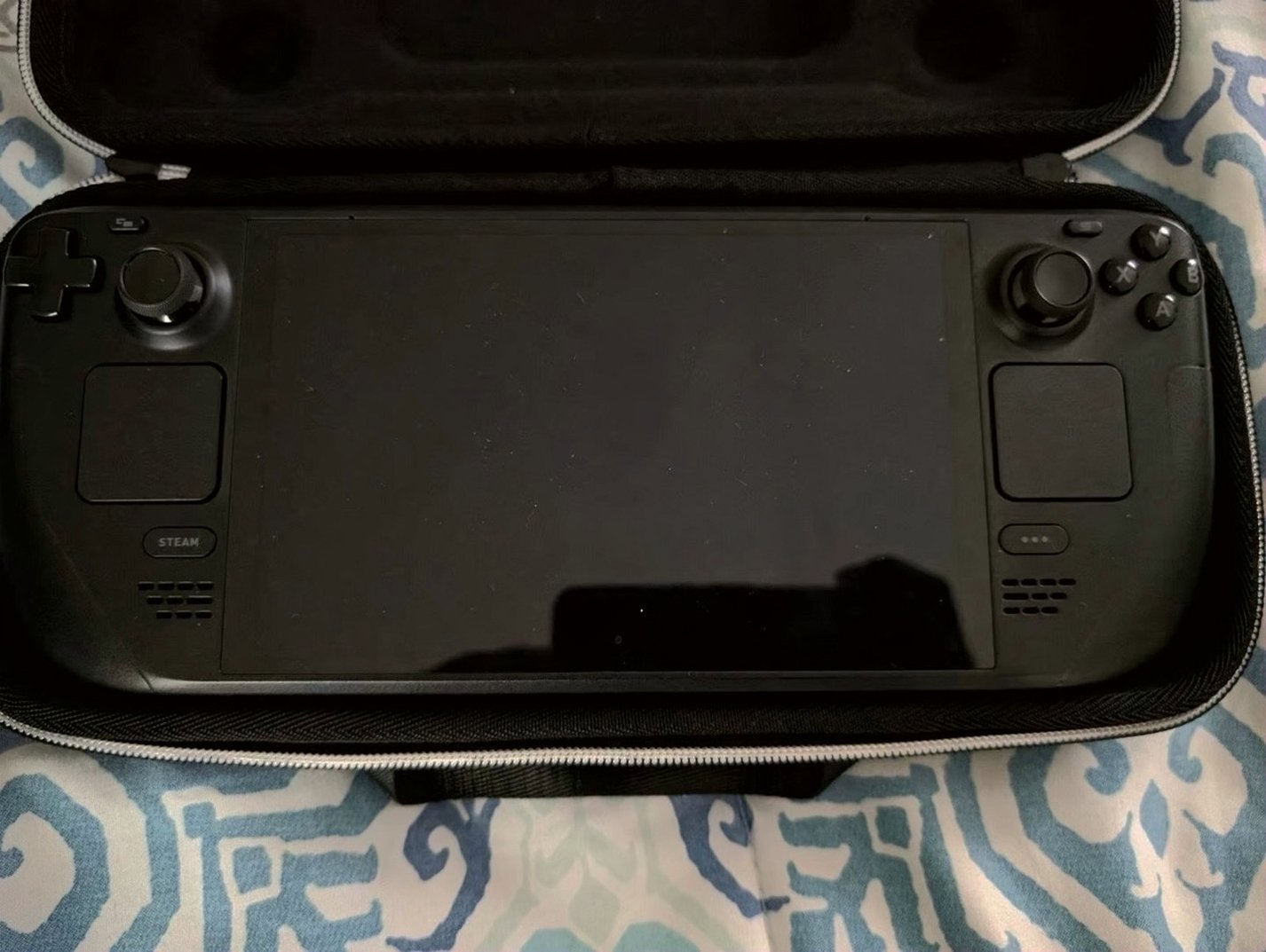 Valve Steam Deck 512GB OLED Unlocked - Used image 3