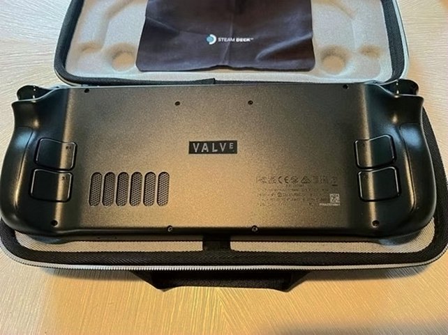 Valve Steam Deck 512GB Black Unlocked - Used image 4