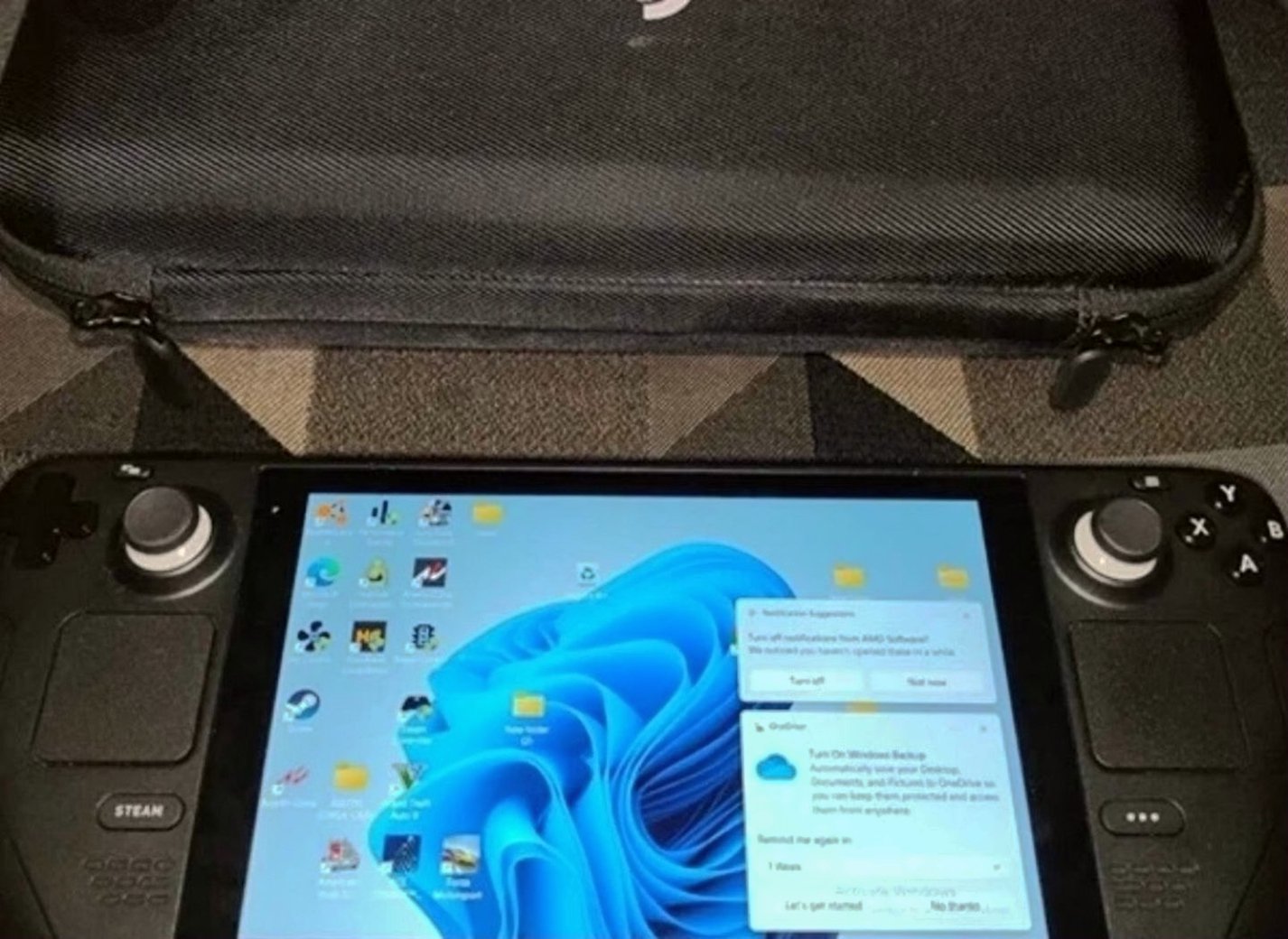 Valve Steam Deck 1TB Unlocked Used image 3