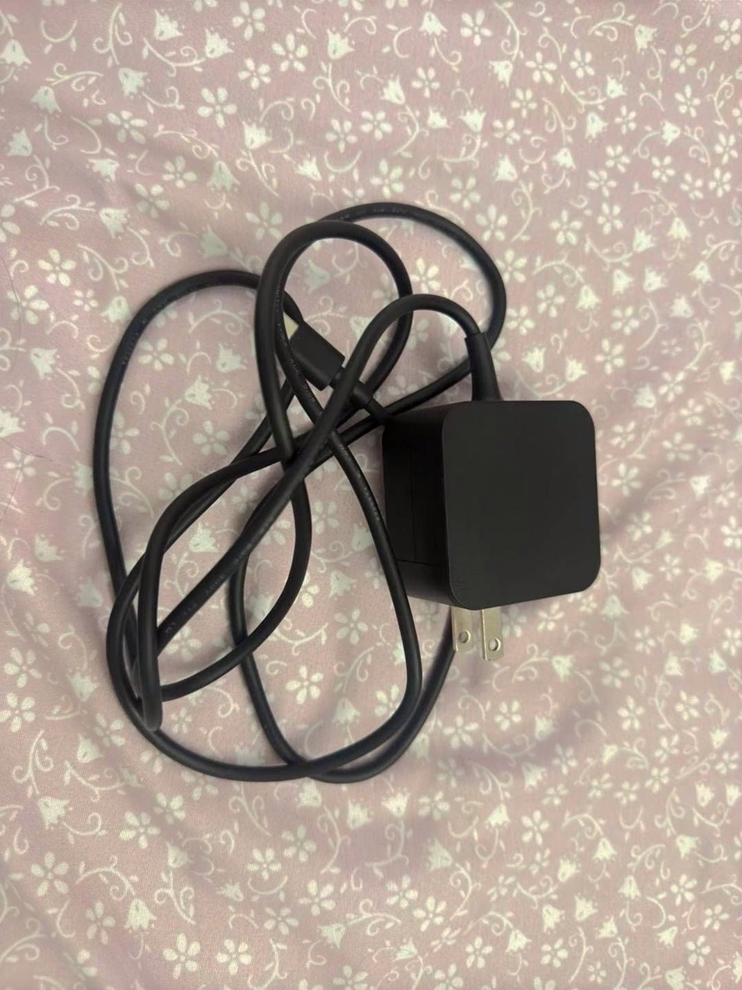 Valve Steam Deck 1TB LCD with Case and Charger - Used image 5