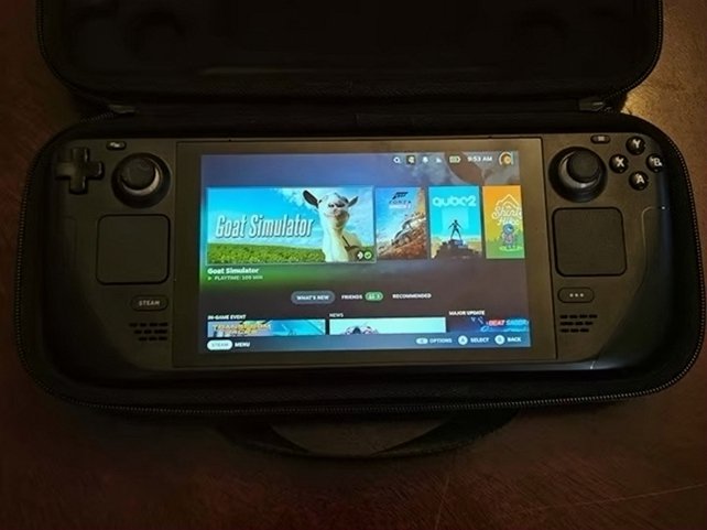 Valve Steam Deck 64GB - Used image 2