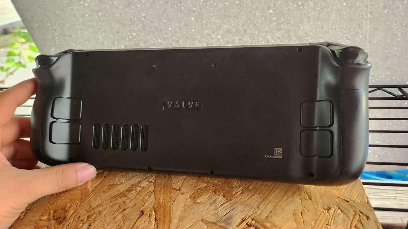 Valve Steam Deck 512GB LCD Model Used - Unlocked image 2