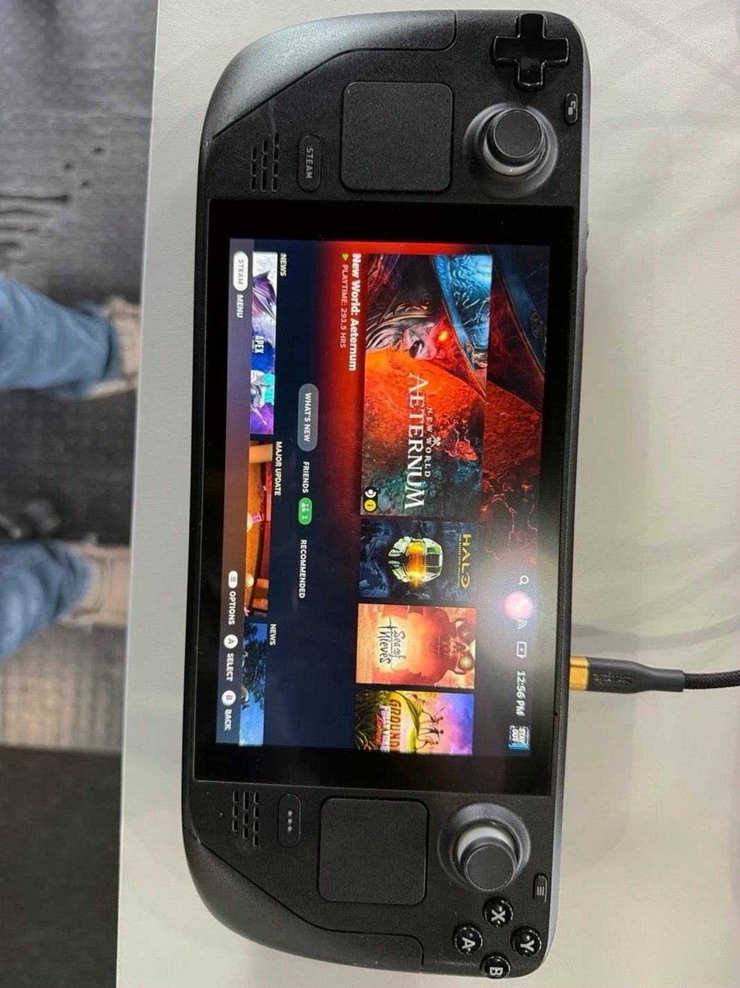 Valve Steam Deck 512GB LCD Unlocked - Used image 2