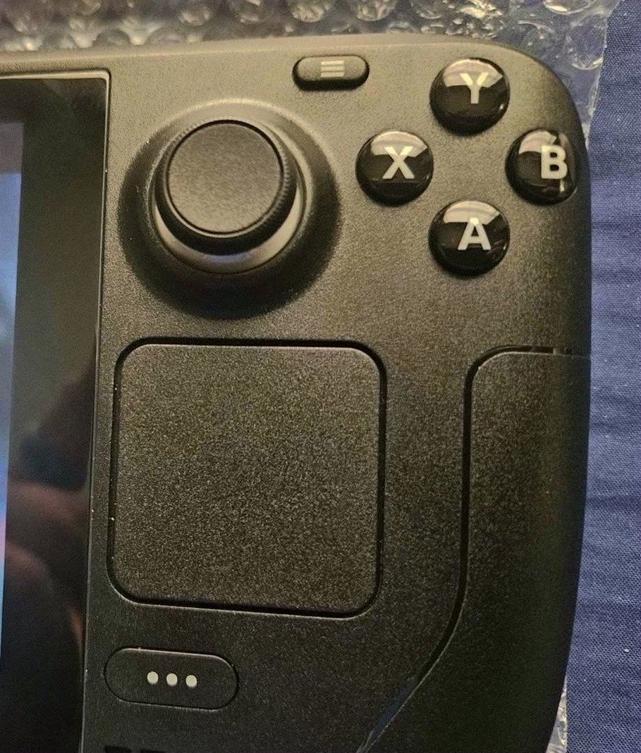 Valve Steam Deck 64GB LCD with 512GB microSD - Used image 2