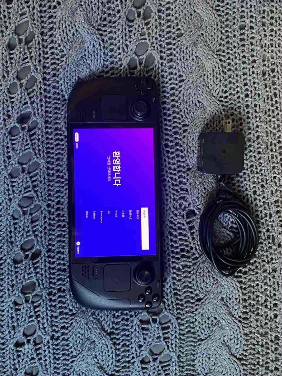 Valve Steam Deck 512GB Oled Unlocked - Used image 2