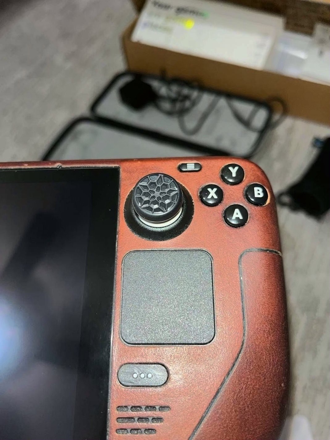 Valve Steam Deck 512GB Brown Leather Used image 4