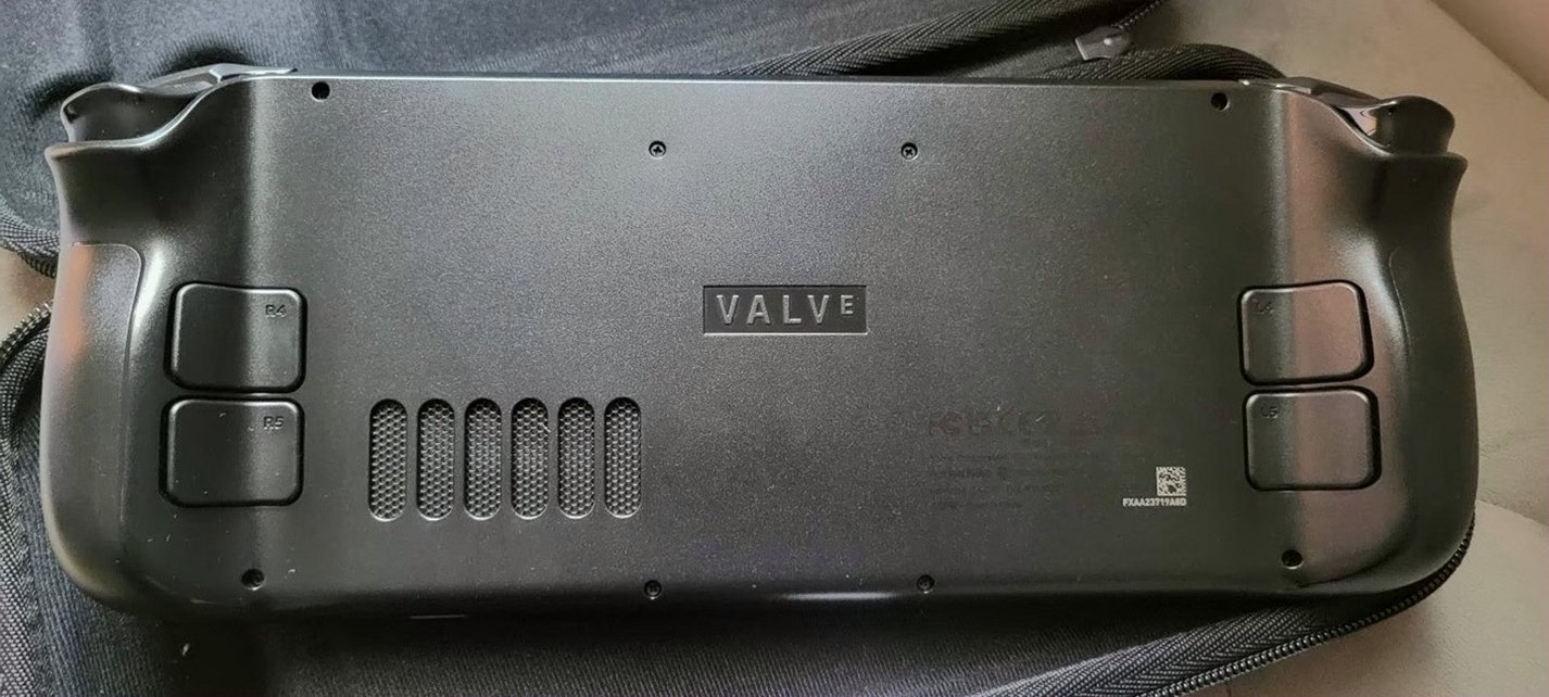 Valve Steam Deck 64GB Black Used image 3