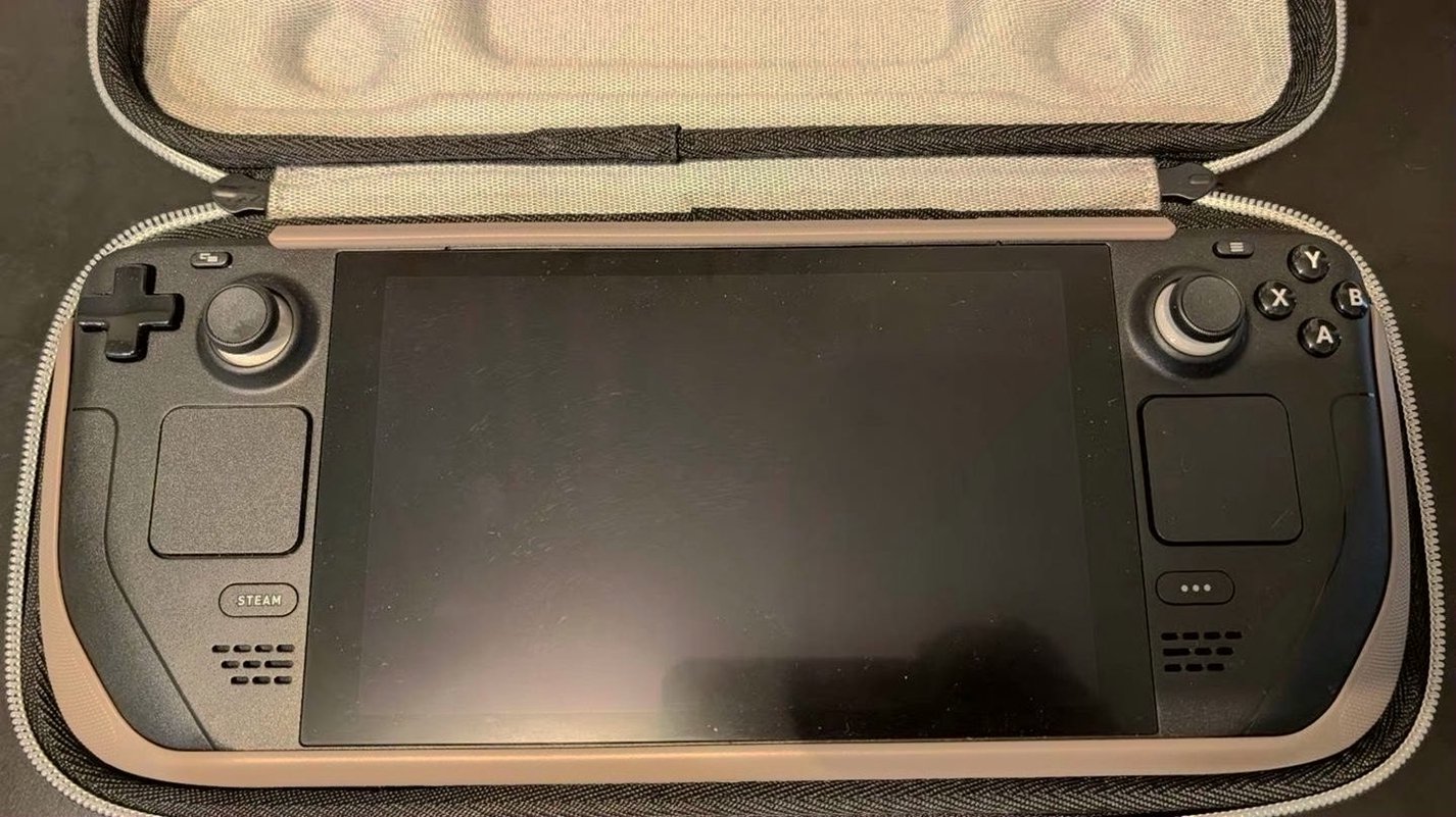 Valve Steam Deck 512GB Black with Accessories - Used image 3