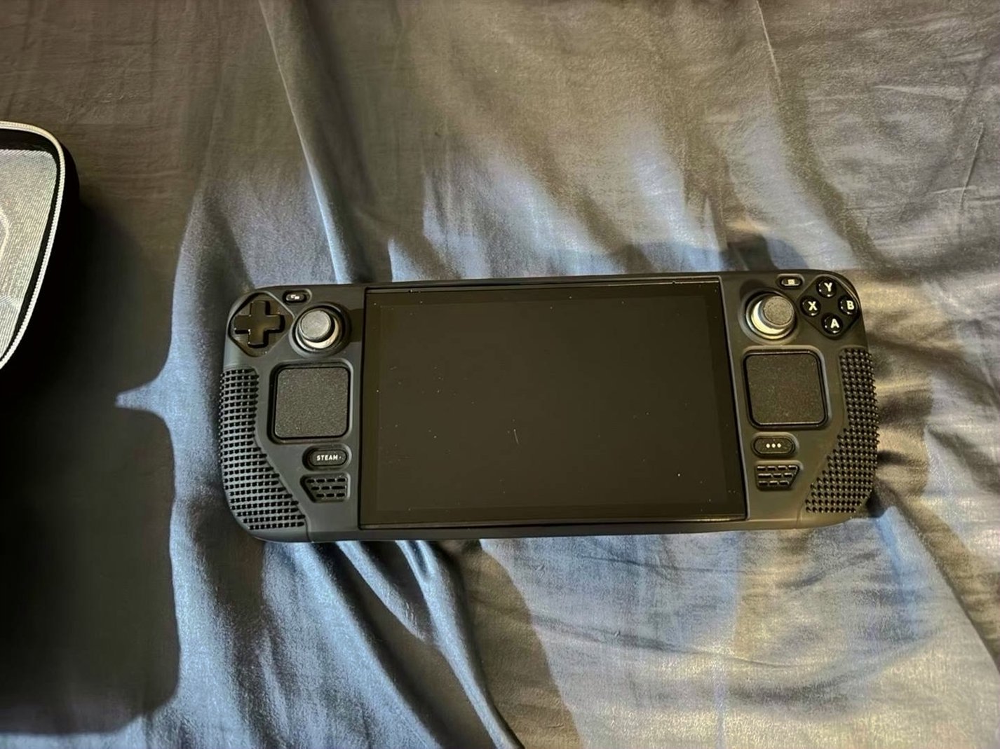 Valve Steam Deck 512GB with Grips and Case Unlocked - Used image 2