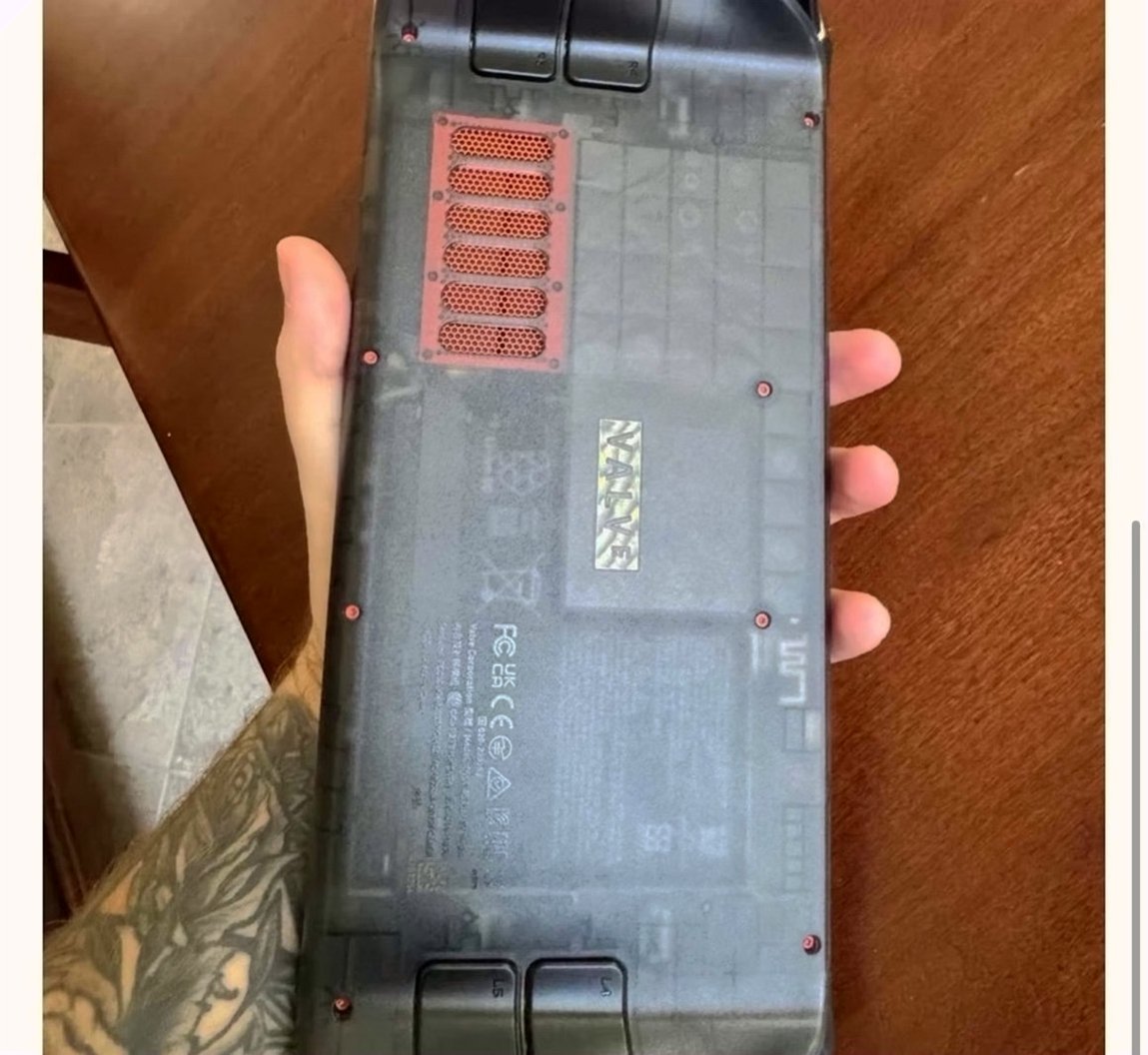 Valve Steam Deck OLED Limited 1TB Black - Used image 3