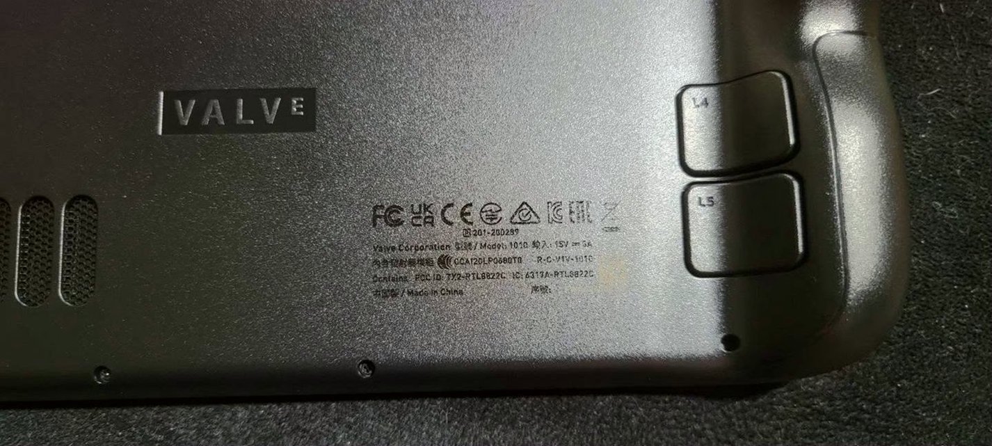 Valve Steam Deck 3T22 256GB Black Unlocked - Used image 2