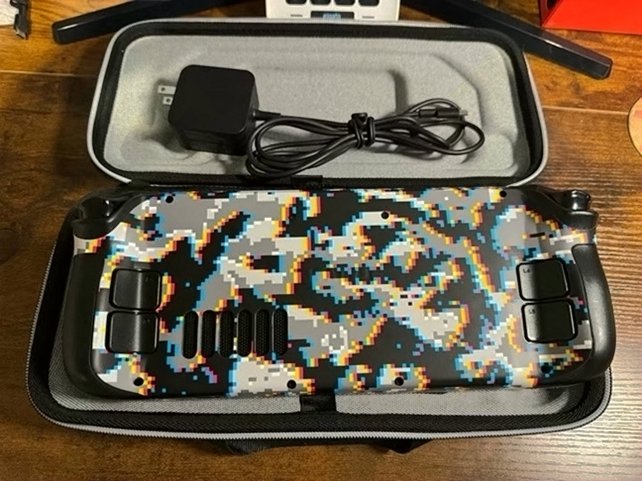 Valve Steam Deck 512GB LCD DBrand Skin Unlocked - Used image 4