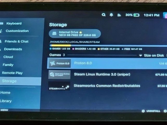 Valve Steam Deck 256GB LCD Unlocked - Used image 2