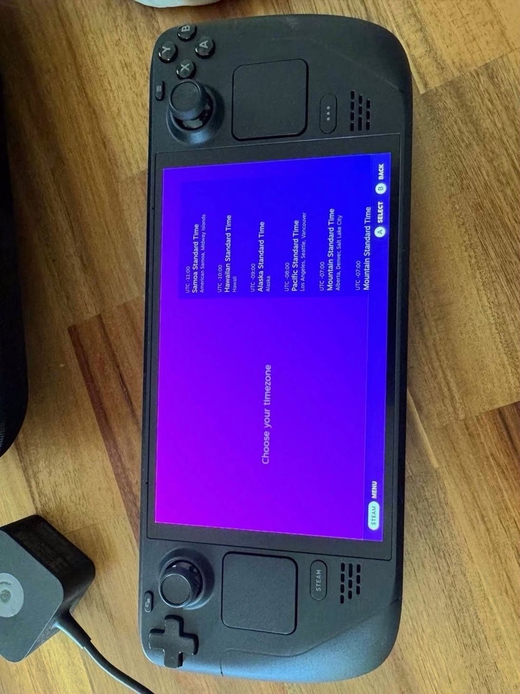 Valve Steam Deck OLED Model 1TB + 2x1TB microSD - Used image 3