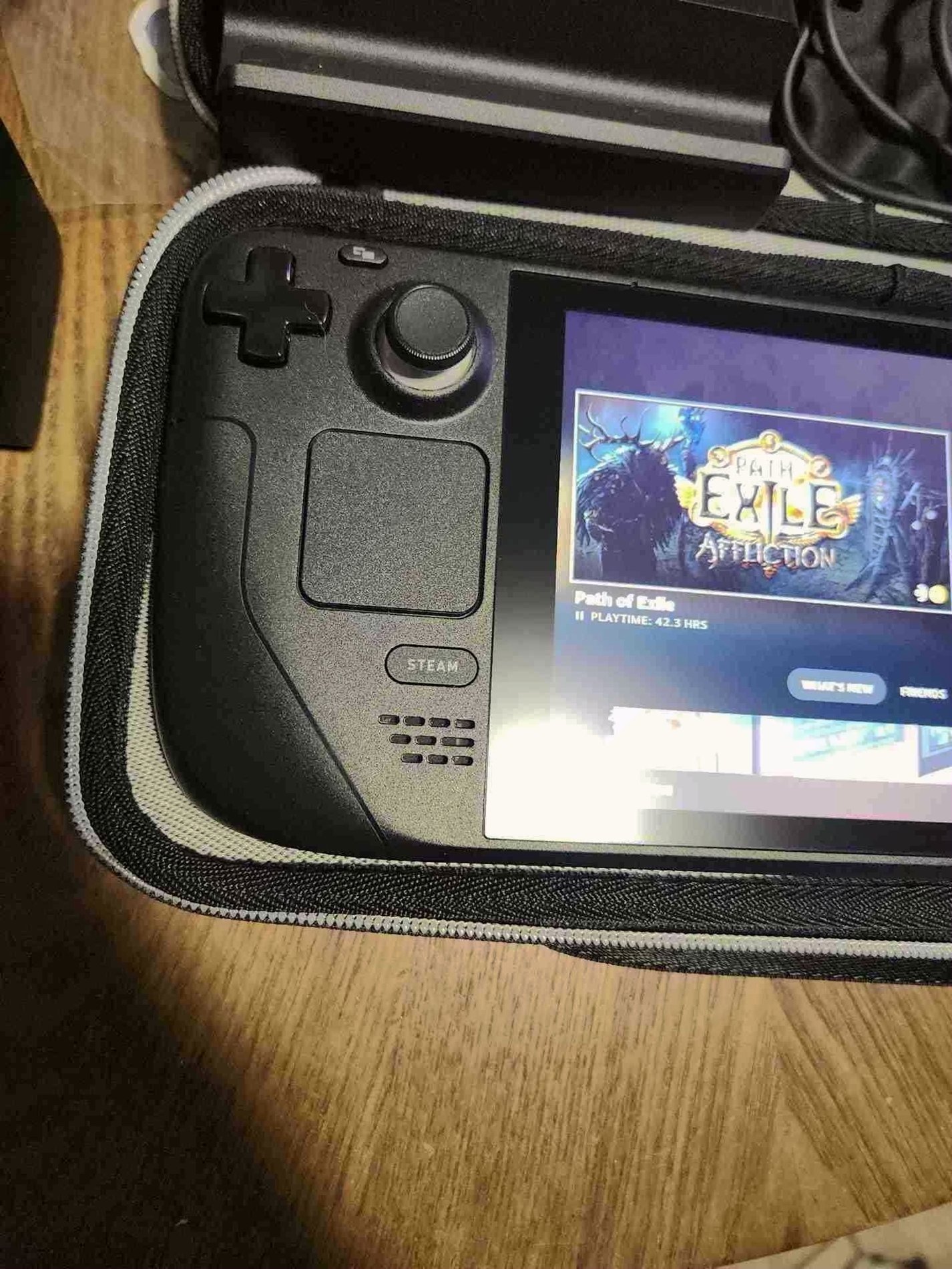 Valve Steam Deck 512GB with Charging Stand Unlocked - Used image 3