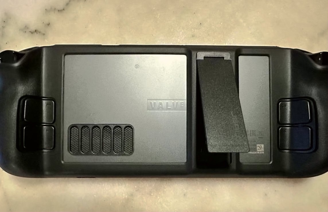 Valve Steam Deck 256GB Unlocked - Used image 5