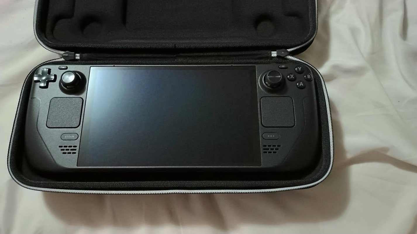 Valve Steam Deck 1TB OLED - Used image 3