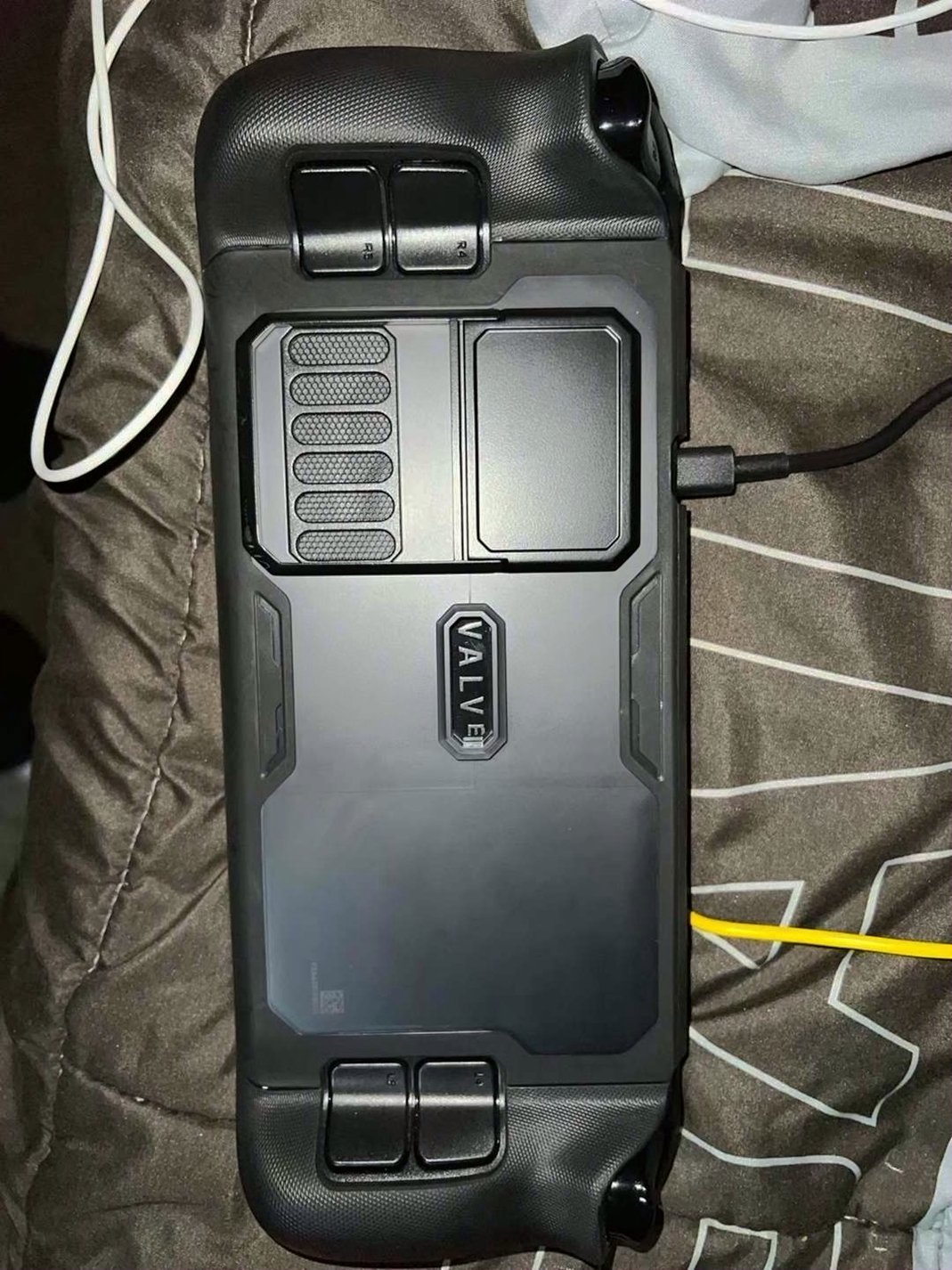 Steam Deck 64GB 1T19 - Used image 2