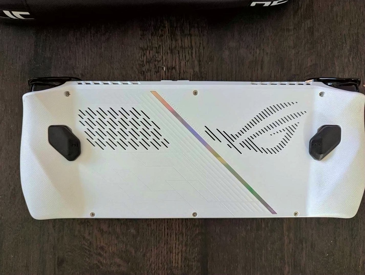 ASUS ROG Ally Z1 Extreme 2TB NVMe - Used image 2