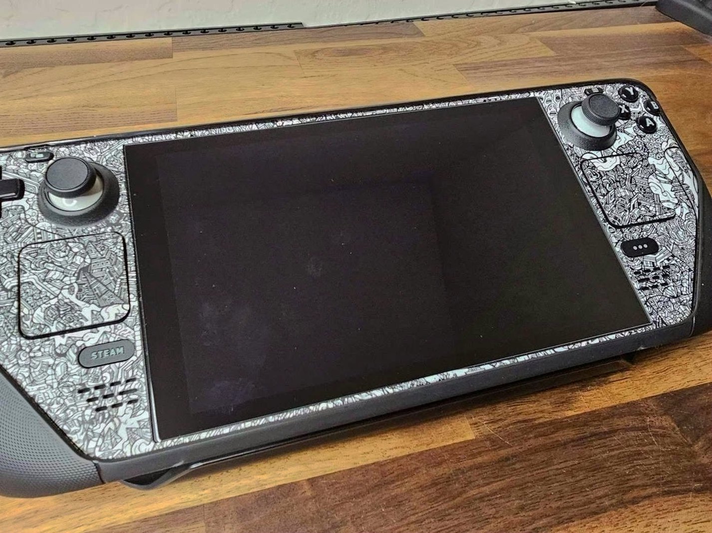 Valve Steam Deck 512GB Handheld Console + 512GB SD Card - Used image 4