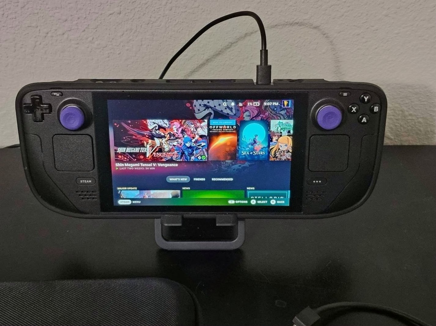 Valve Steam Deck 512GB LCD Unlocked - Used image 2