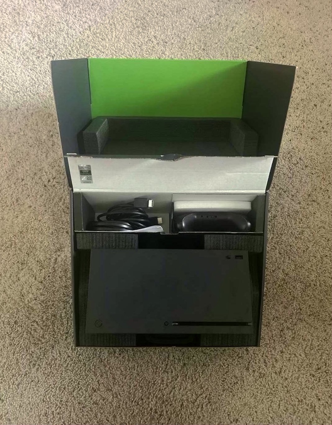 Microsoft Xbox Series X 1TB Black/White Unlocked - Used image 2