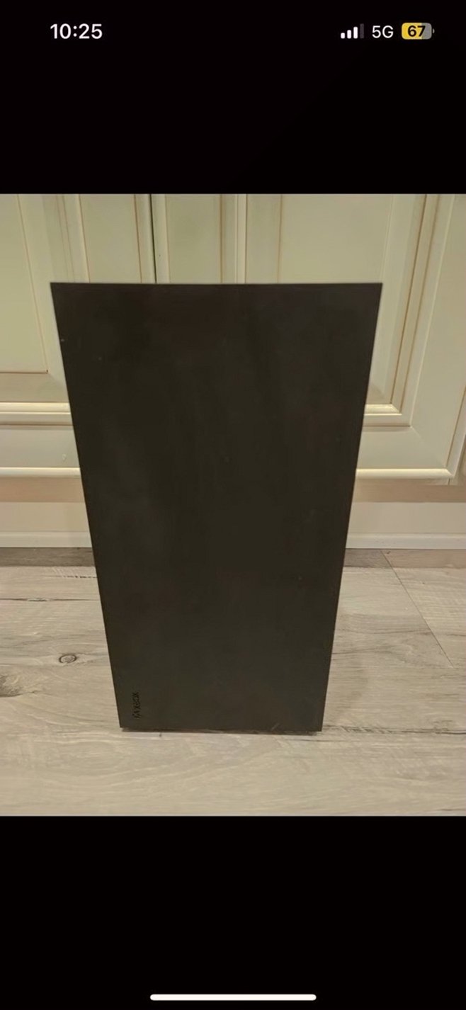 Microsoft Xbox Series X 1TB Black Unlocked - Used image 2