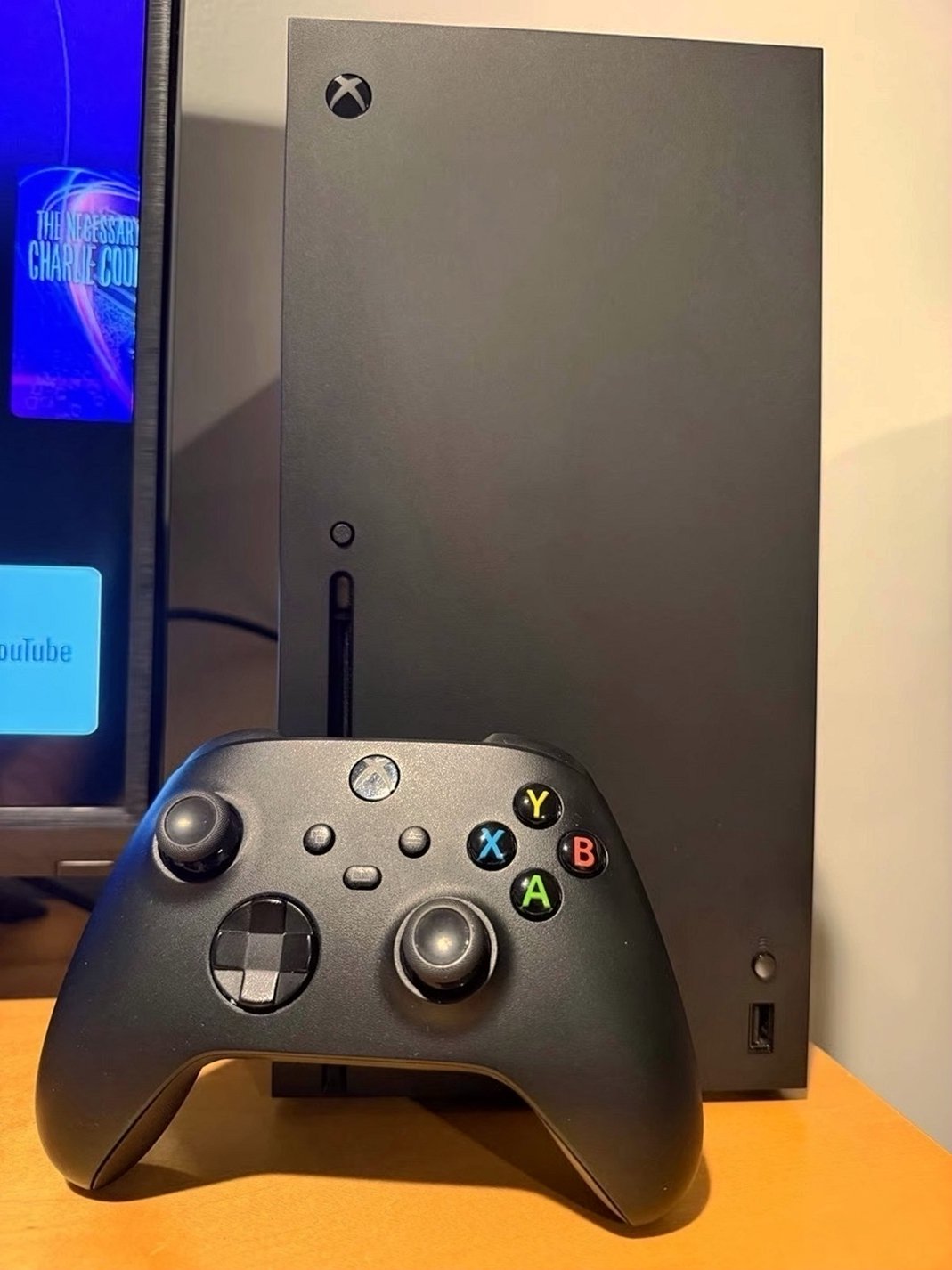 Microsoft Xbox Series X Console 1TB Black - Used image 3