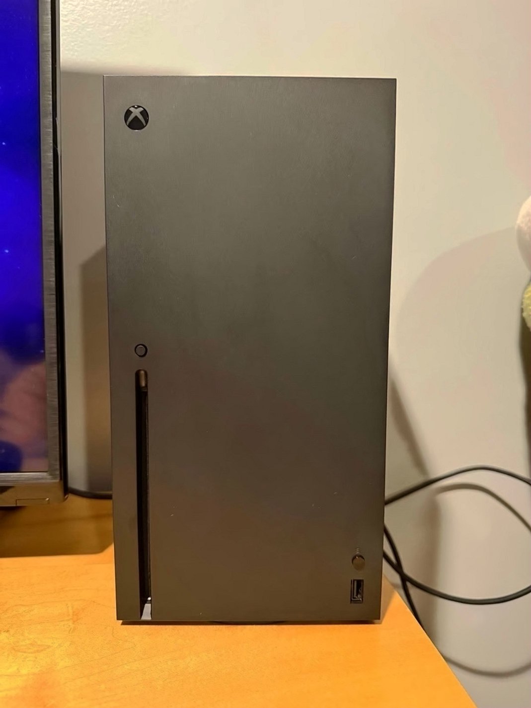 Microsoft Xbox Series X Console 1TB Black - Used image 4