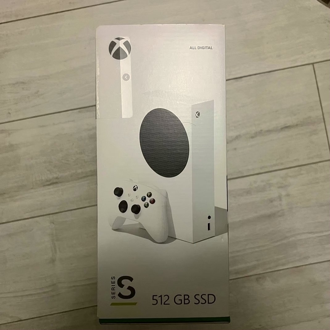 Microsoft Xbox Series S 512GB White - Used image 4