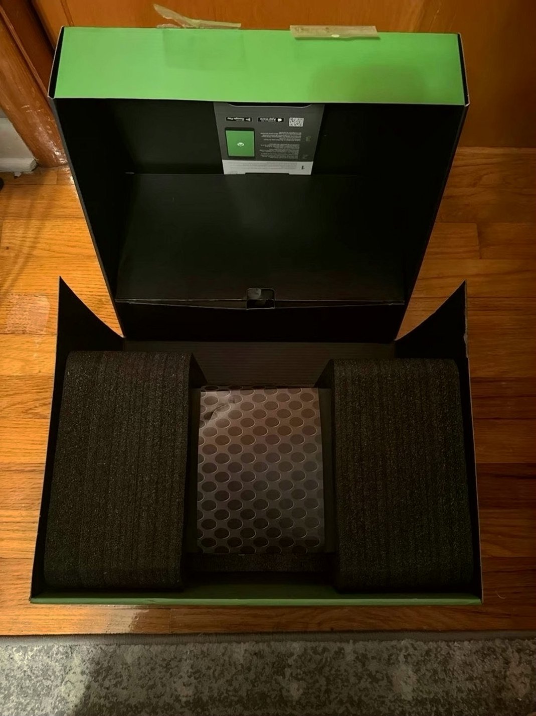Microsoft Xbox Series X 1TB Black - Used image 3