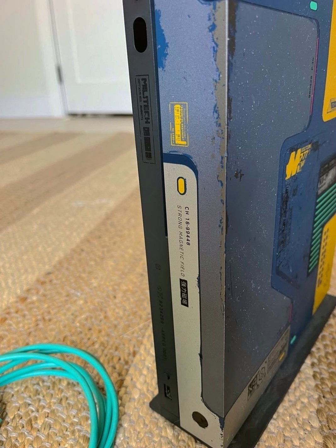 Microsoft Cyberpunk 2077 Xbox One Limited Edition Console - Used image 3