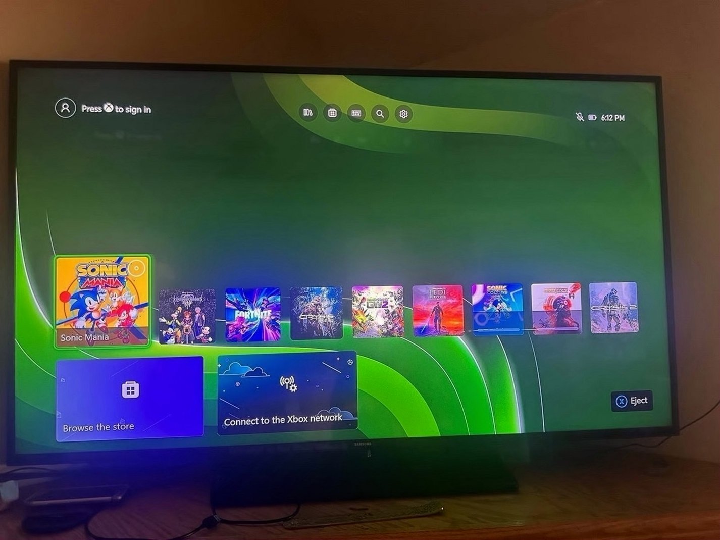Microsoft Xbox Series X 1TB Black with 4 Controllers - Used image 2