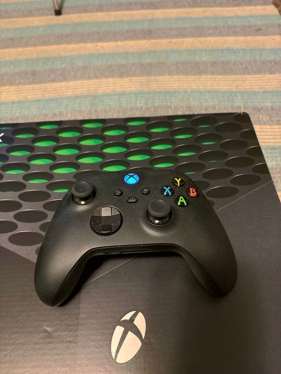 Microsoft Xbox Series X 1TB Black Console Unlocked - Used image 5
