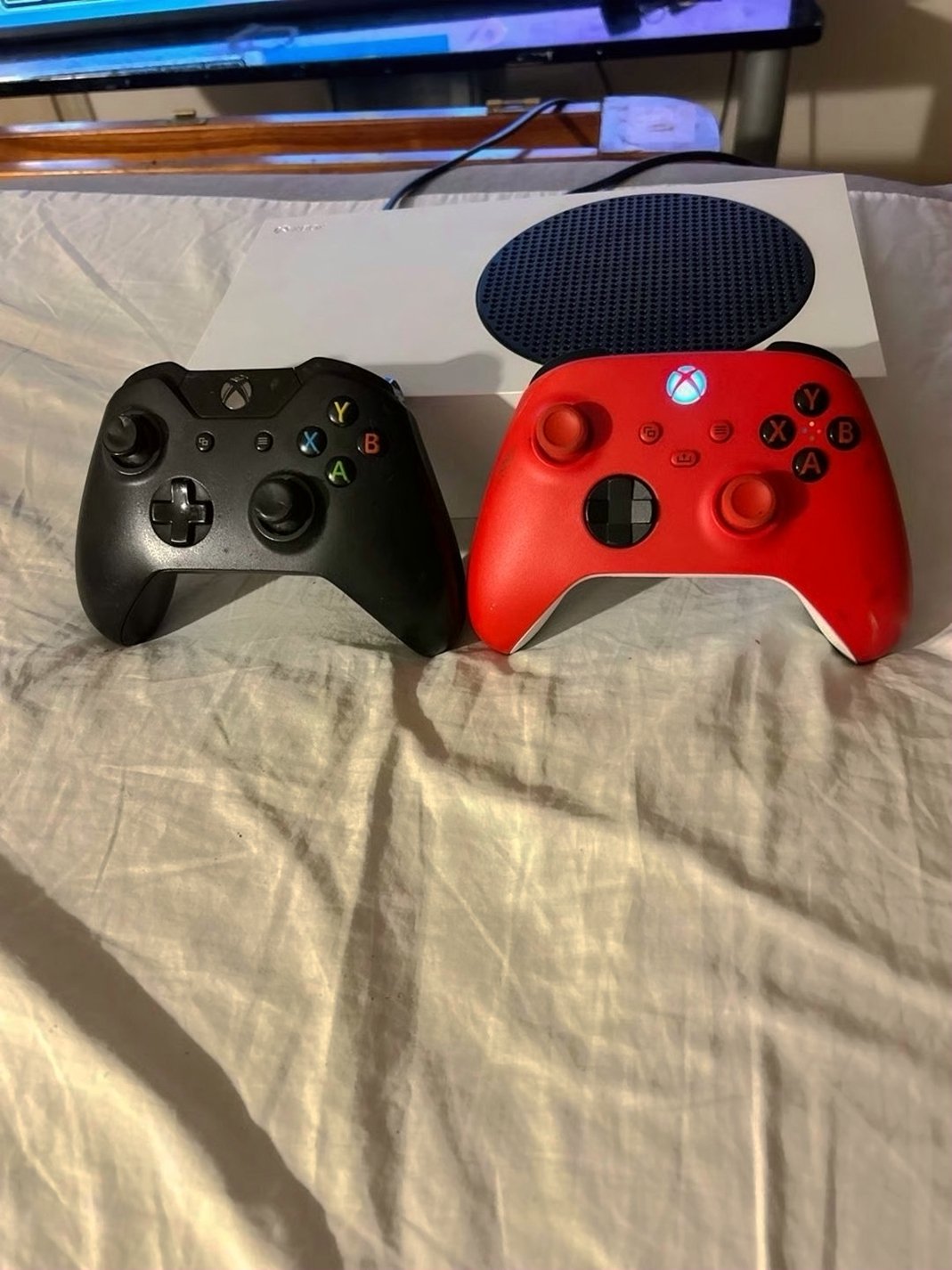 Microsoft Xbox Series S 512GB White - Used image 3